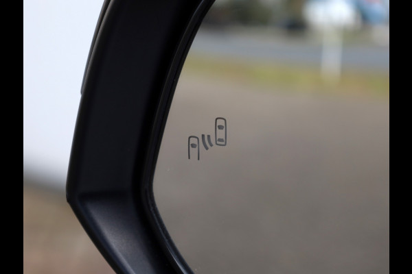 Toyota RAV4 2.5 Plugin Hybrid Bi-Tone+ | Panoramadak | JBL | Stoelventilatie