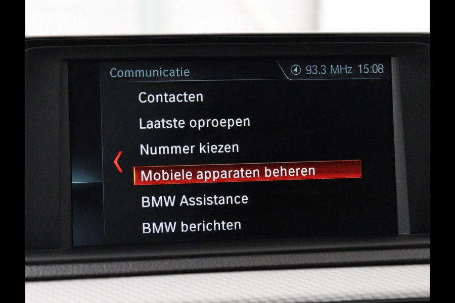 BMW 1-serie 118i M Sport | Leder | Stoelverwarming | Full LED | Sportstoelen | Harman/Kardon | Climate control | Parkeerhulp | Bluetooth | Cruise control