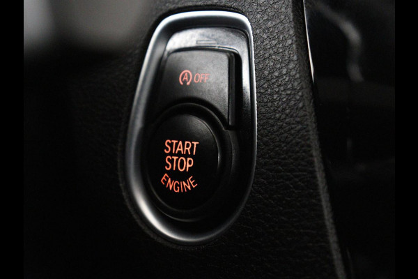 BMW 1-serie 118i M Sport | Leder | Stoelverwarming | Full LED | Sportstoelen | Harman/Kardon | Climate control | Parkeerhulp | Bluetooth | Cruise control
