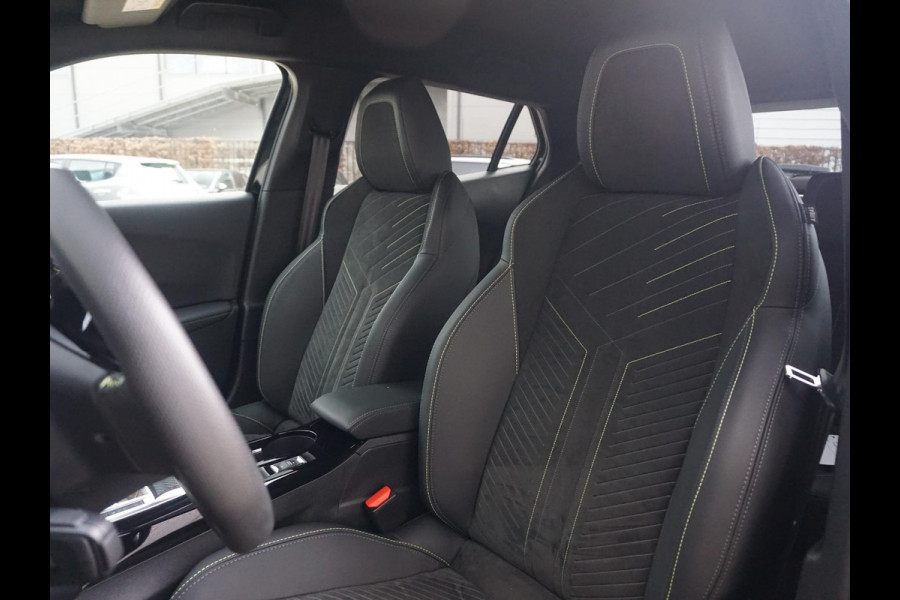 Peugeot e-2008 EV GT Avantage 54 kWh Alcantara interieur