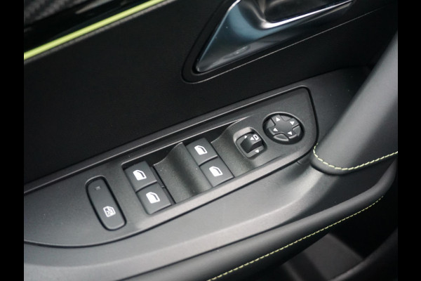 Peugeot e-2008 EV GT Avantage 54 kWh Alcantara interieur