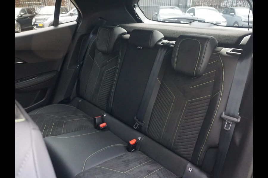 Peugeot e-2008 EV GT Avantage 54 kWh Alcantara interieur