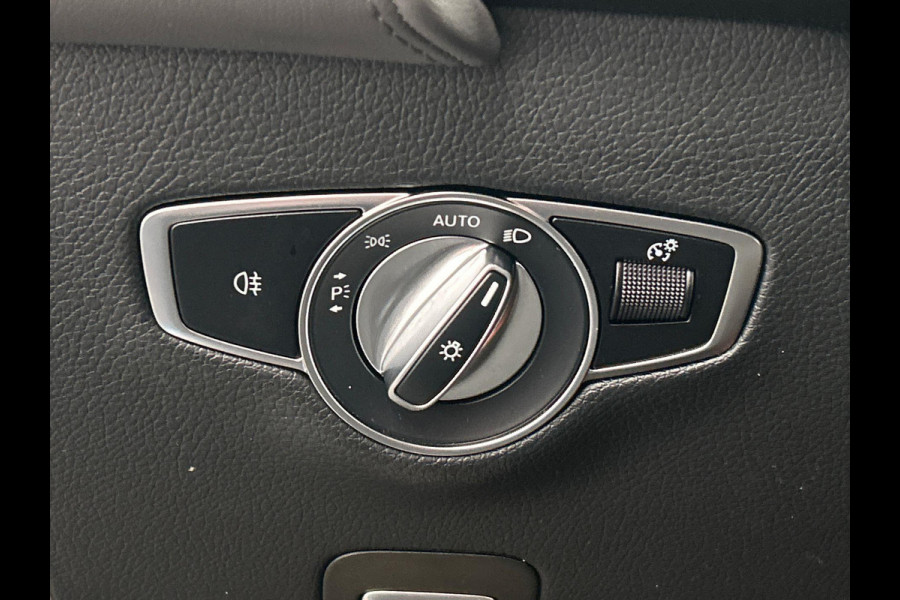 Mercedes-Benz EQC 400 4MATIC AMG 80 kWh | SOH 95 % | Origineel Nederlands | Trekhaak | Adaptieve/Cruise | Camera