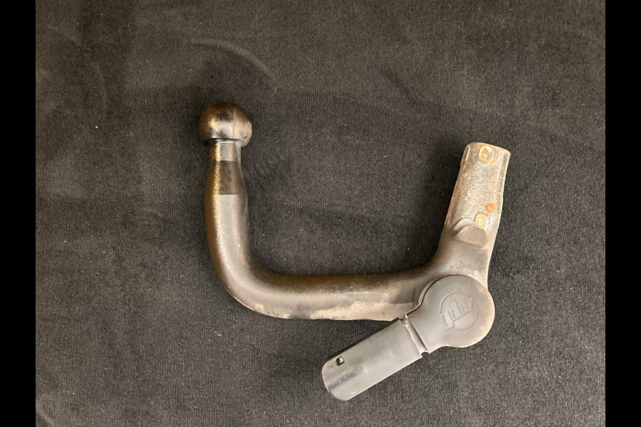 Mercedes-Benz EQC 400 4MATIC AMG 80 kWh | SOH 95 % | Origineel Nederlands | Trekhaak | Adaptieve/Cruise | Camera