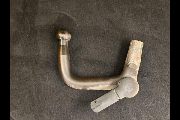 Mercedes-Benz EQC 400 4MATIC AMG 80 kWh | SOH 95 % | Origineel Nederlands | Trekhaak | Adaptieve/Cruise | Camera