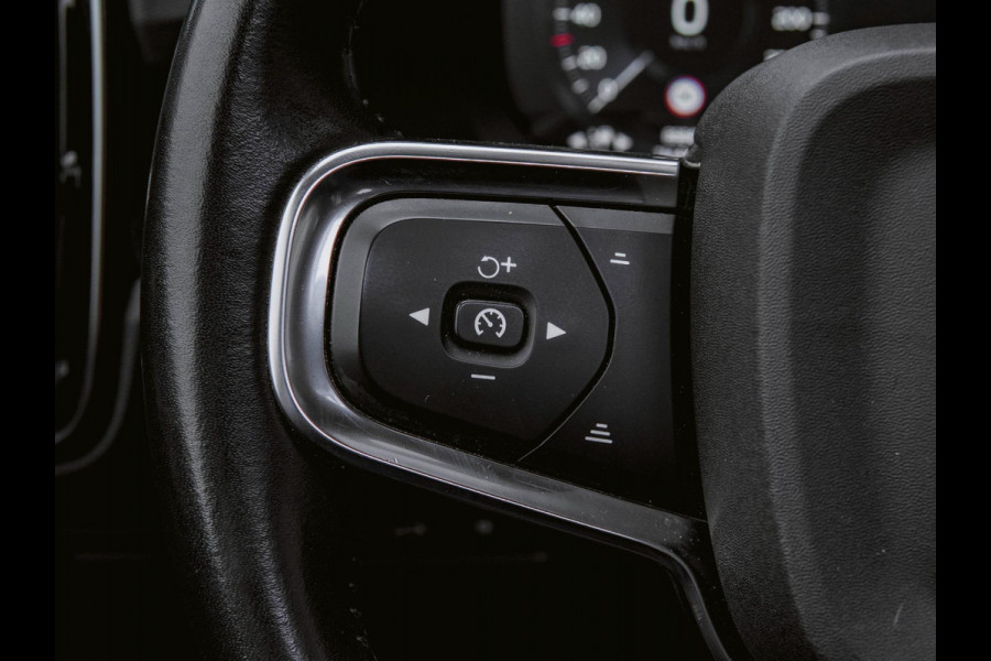 Volvo XC40 1.5 T5 Recharge Inscription Panoramadak/Camera/Carplay