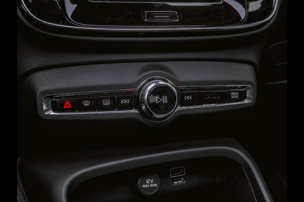 Volvo XC40 1.5 T5 Recharge Inscription Panoramadak/Camera/Carplay