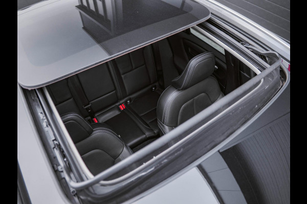 Volvo XC40 1.5 T5 Recharge Inscription Panoramadak/Camera/Carplay