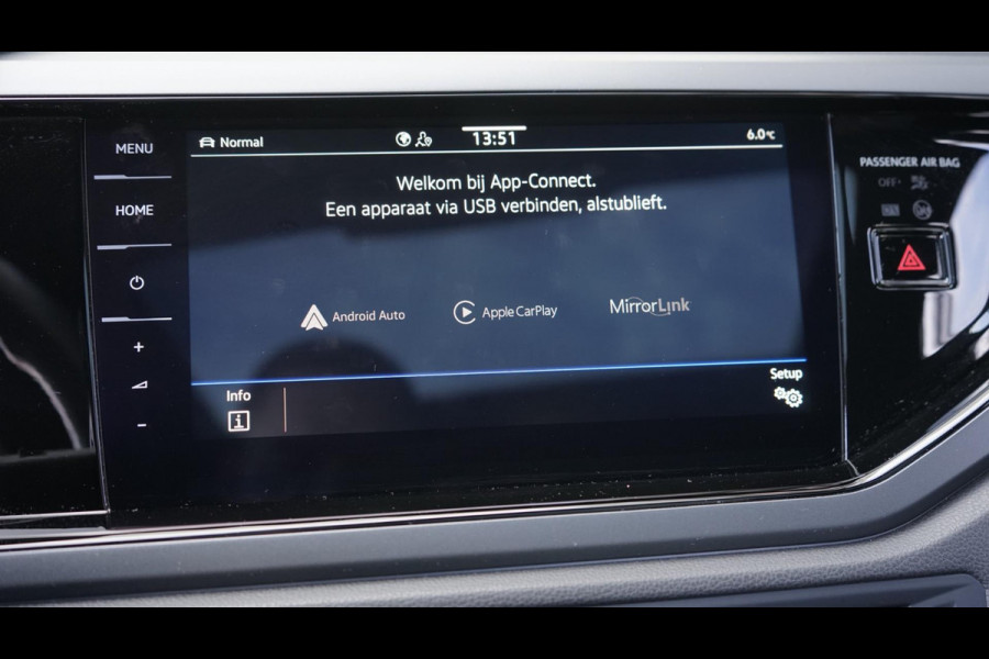 Volkswagen Polo 1.0 TSI 3x R-Line 110PK- AUTOMAAT-ACC-CAMERA-CARPLAY-DAB-GROOT NAVI-IQ LIGHT-KEYLESS-PANO-VIRTUEEL-WINTER-Etc