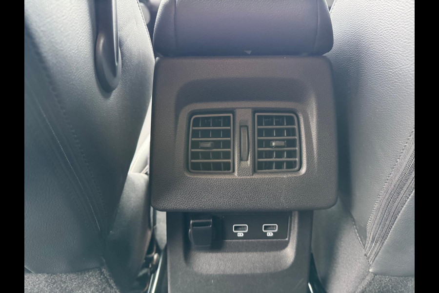 Renault Kangoo TCe 100 Edition One Navi / Clima / Stoelverwarming / Dakdragers / Keyless