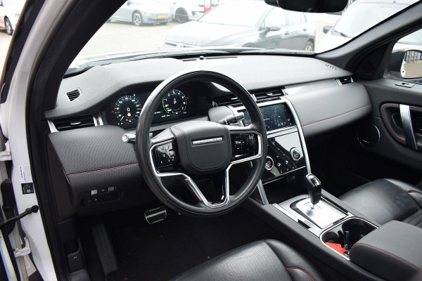 Land Rover Discovery Sport P300e 1.5 R-Dynamic SE | Trekhaak | Pano | Stoelverwarming