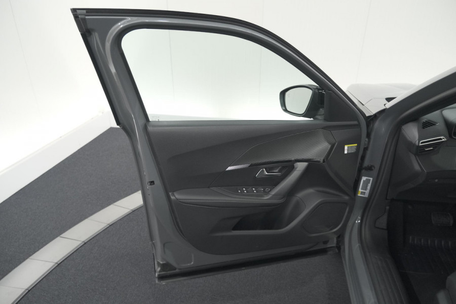 Peugeot 2008 Hybrid 136 e-DCS6 Allure | 360 Camera | Adaptieve Cruise Control | Dodehoekdetectie | Apple Carplay