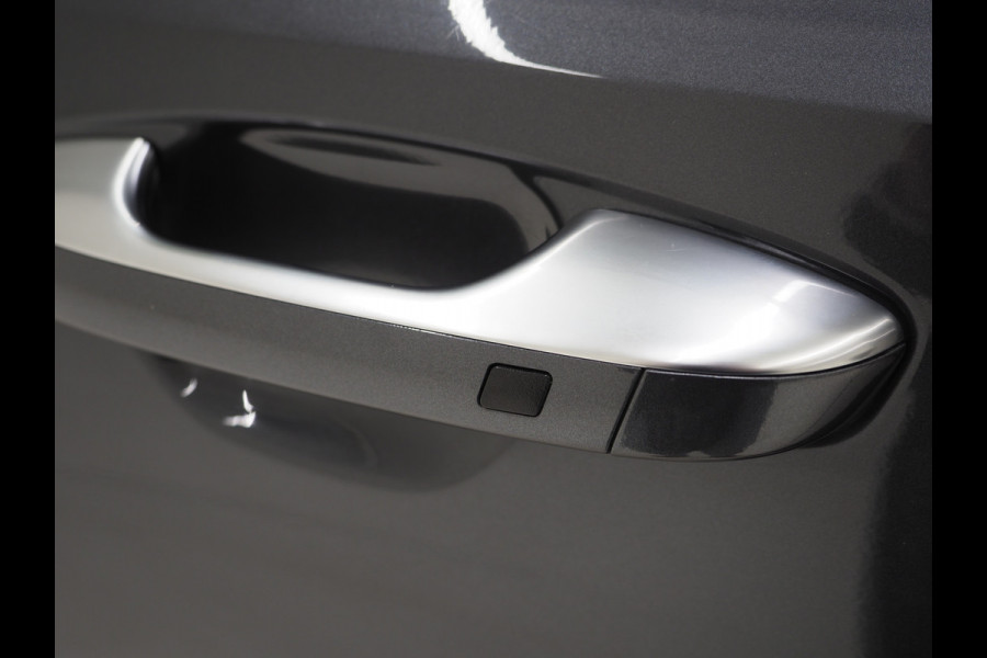 Kia Sorento 1.6 T-GDI Plug-in Hybrid 4WD 7p. | Panoramadak | Camera | Leder | Keyless | Adaptive Cruise | Dodehoek | Carplay