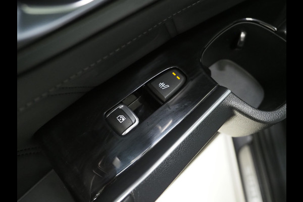 Kia Sorento 1.6 T-GDI Plug-in Hybrid 4WD 7p. | Panoramadak | Camera | Leder | Keyless | Adaptive Cruise | Dodehoek | Carplay