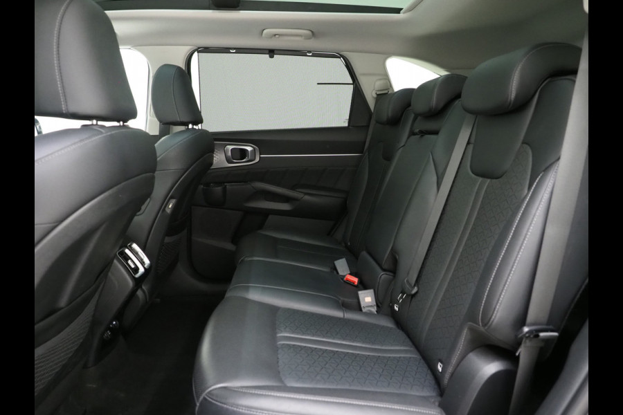 Kia Sorento 1.6 T-GDI Plug-in Hybrid 4WD 7p. | Panoramadak | Camera | Leder | Keyless | Adaptive Cruise | Dodehoek | Carplay
