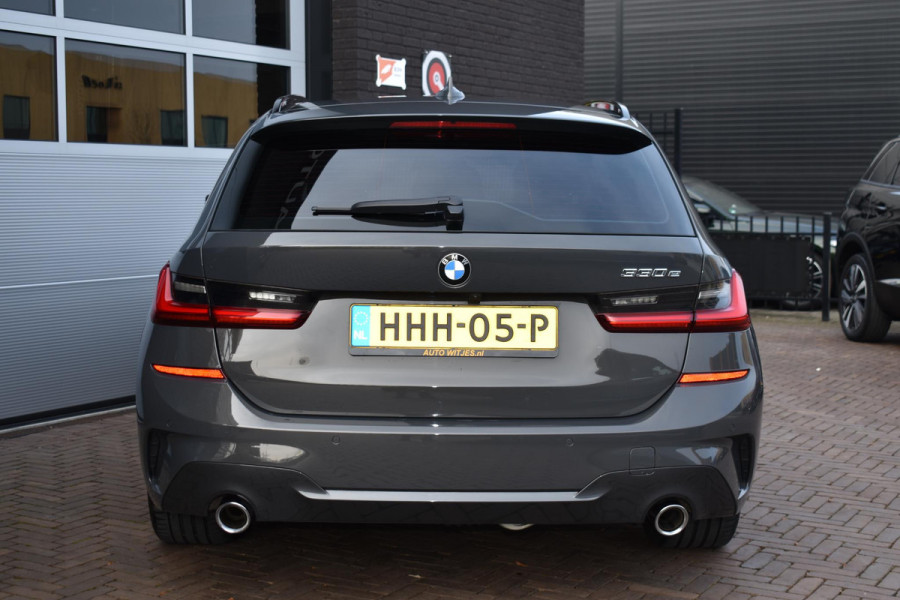 BMW 3 Serie Touring 330e Plugin Hybrid 292PK Aut. M-Sport | Panodak | Dravitgrau Individual | Trekhaak | Leder | Incl. garantie