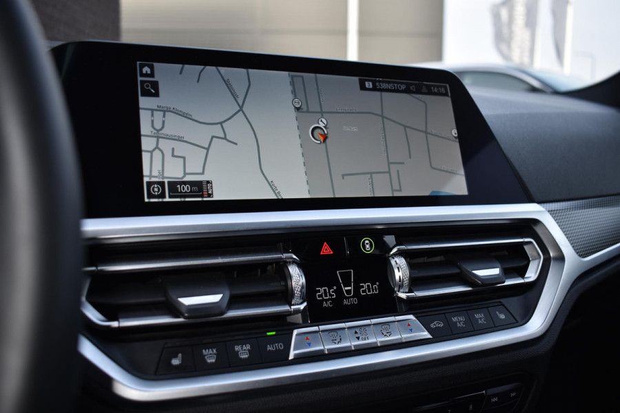 BMW 3 Serie Touring 330e Plugin Hybrid 292PK Aut. M-Sport | Panodak | Dravitgrau Individual | Trekhaak | Leder | Incl. garantie