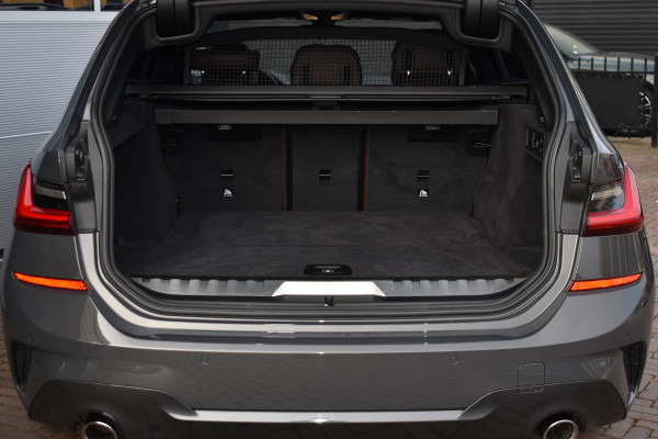 BMW 3 Serie Touring 330e Plugin Hybrid 292PK Aut. M-Sport | Panodak | Dravitgrau Individual | Trekhaak | Leder | Incl. garantie