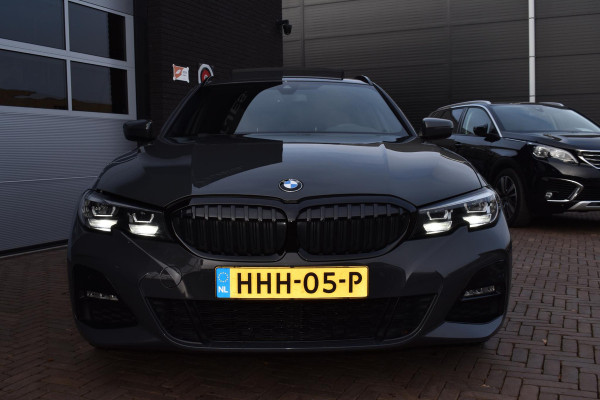 BMW 3 Serie Touring 330e Plugin Hybrid 292PK Aut. M-Sport | Panodak | Dravitgrau Individual | Trekhaak | Leder | Incl. garantie