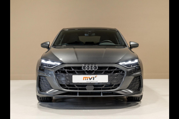 Audi A3 Sportback 35 TFSI S edition / 150pk / Panorama dak / Sonos / Achteruitrij camera /
