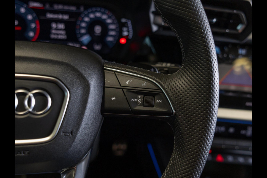 Audi A3 Sportback 35 TFSI S edition / 150pk / Panorama dak / Sonos / Achteruitrij camera /