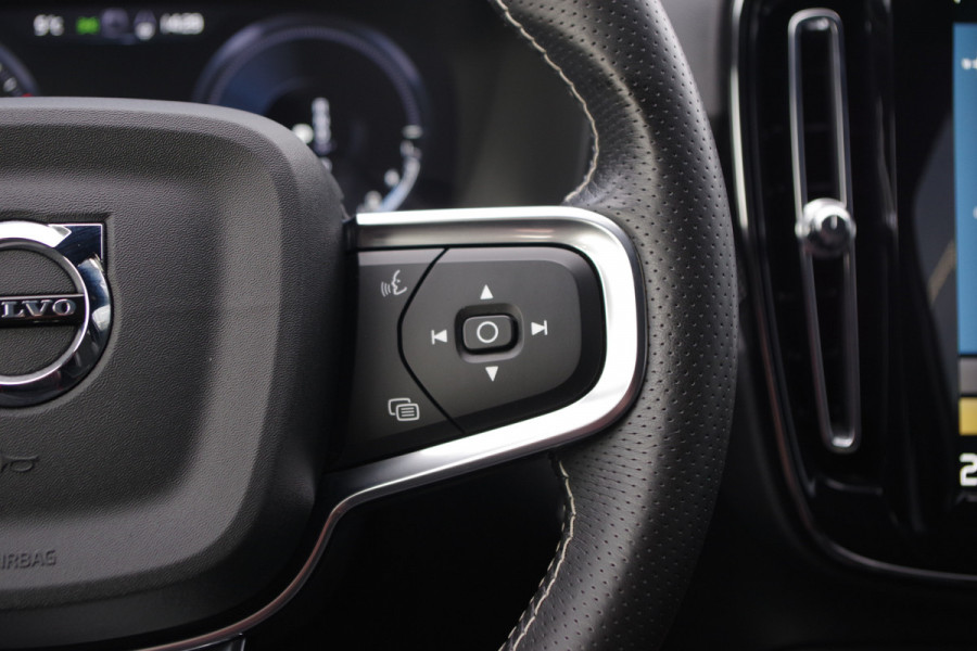Volvo XC40 1.5 T4 211 PK Recharge R-Design PHEV, Harman/Kardon, Adap. Cruise Control, LED