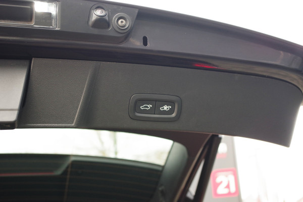 Volvo XC40 1.5 T4 211 PK Recharge R-Design PHEV, Harman/Kardon, Adap. Cruise Control, LED