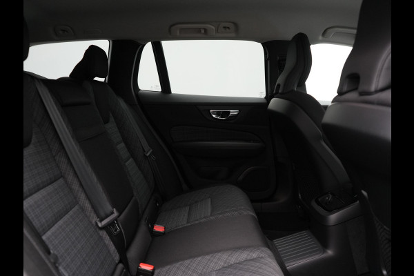 Volvo V60 T6 AWD Core Bright LONG RANGE Plug In Hybrid 350pk Dealer O.H. PHEV | Adaptive Cruise | 360 Camera | Voorstoelen & Stuur Verwarmd | Apple Carplay | Keyless | Navigatie | Virtual | DAB |