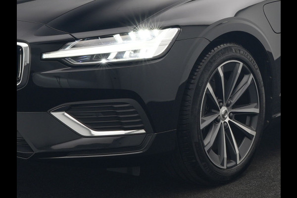 Volvo V60 T6 AWD Core Bright LONG RANGE Plug In Hybrid 350pk Dealer O.H. PHEV | Adaptive Cruise | 360 Camera | Voorstoelen & Stuur Verwarmd | Apple Carplay | Keyless | Navigatie | Virtual | DAB |
