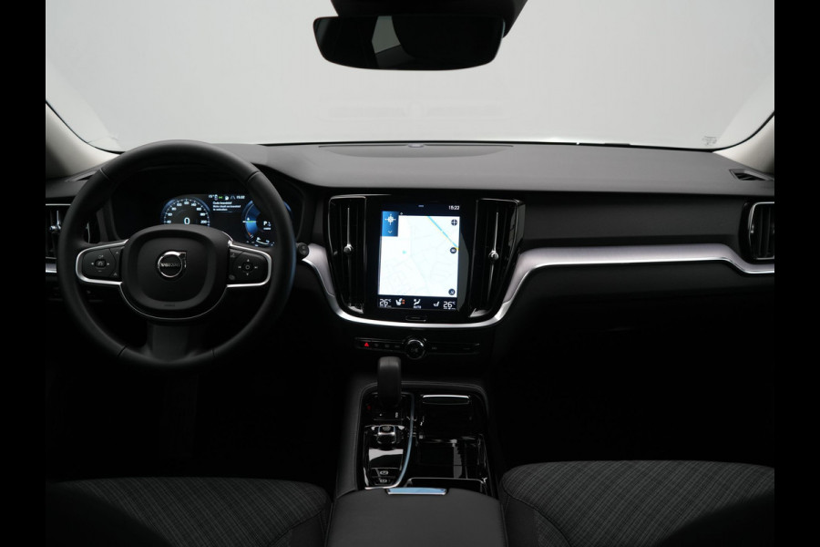Volvo V60 T6 AWD Core Bright LONG RANGE Plug In Hybrid 350pk Dealer O.H. PHEV | Adaptive Cruise | 360 Camera | Voorstoelen & Stuur Verwarmd | Apple Carplay | Keyless | Navigatie | Virtual | DAB |