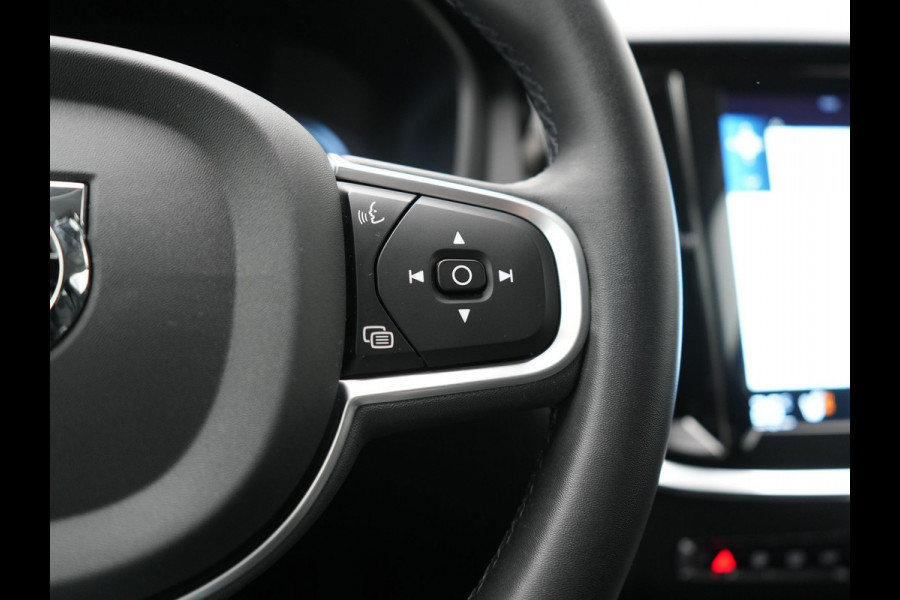 Volvo V60 T6 AWD Core Bright LONG RANGE Plug In Hybrid 350pk Dealer O.H. PHEV | Adaptive Cruise | 360 Camera | Voorstoelen & Stuur Verwarmd | Apple Carplay | Keyless | Navigatie | Virtual | DAB |