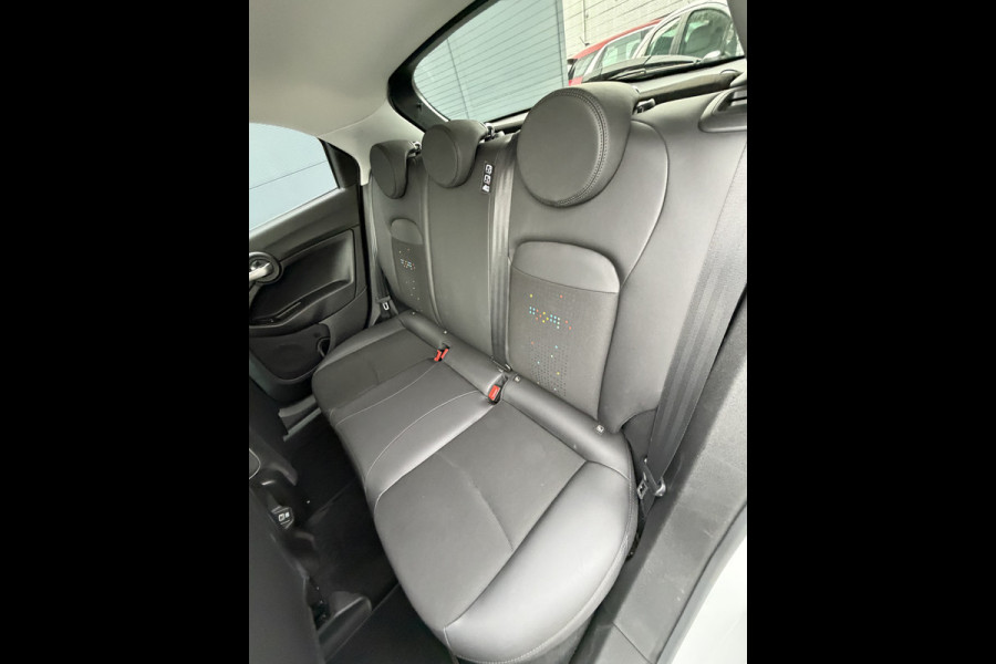 Fiat 500X 150pk Hey Google (Camera - Keyless Entry - Navigatie - Automatische Airco - LED - Parkeersensoren V+A - Two Tone)