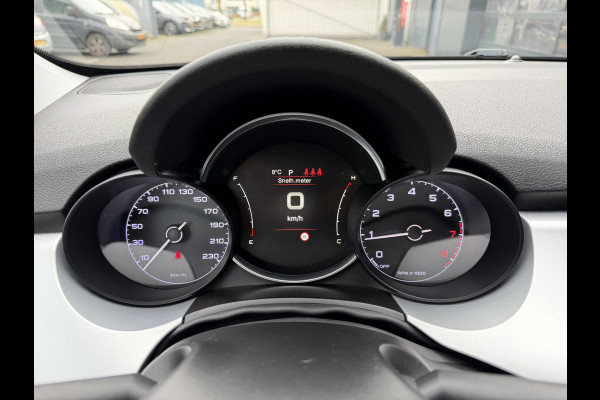 Fiat 500X 150pk Hey Google (Camera - Keyless Entry - Navigatie - Automatische Airco - LED - Parkeersensoren V+A - Two Tone)