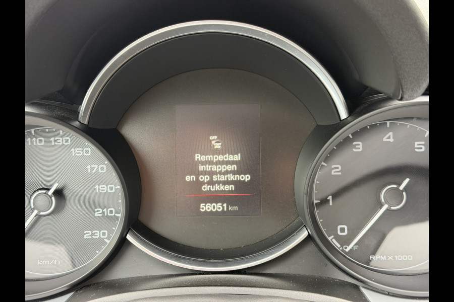 Fiat 500X 150pk Hey Google (Camera - Keyless Entry - Navigatie - Automatische Airco - LED - Parkeersensoren V+A - Two Tone)