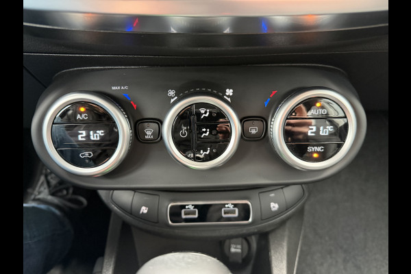 Fiat 500X 150pk Hey Google (Camera - Keyless Entry - Navigatie - Automatische Airco - LED - Parkeersensoren V+A - Two Tone)