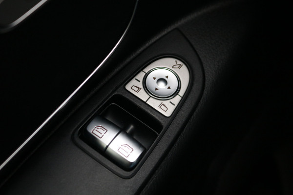 Mercedes-Benz Vito 119 CDI Automaat Led Distronic Navigatie