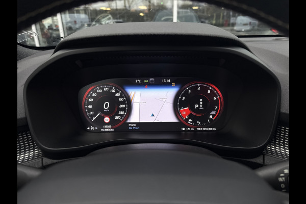 Volvo XC40 1.5 T3 R-Design | NL-auto | BTW | Pano | Parel lak | Stoelverw.
