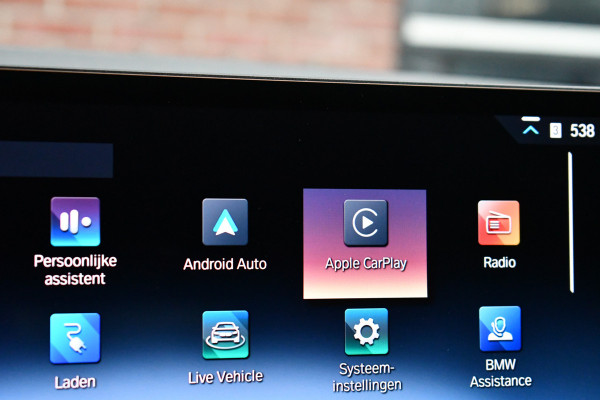 BMW 3 Serie Touring 330e M-Sport Pano ACC Trekh H/K HUD 19inch Stuurverw