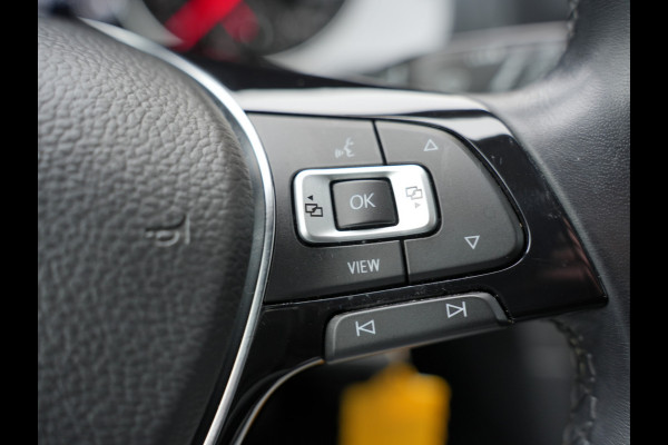 Volkswagen Golf 1.0 TSI Comfortline Business | Adaptive Cruise | Stoelverwarming | Android/Apple Carplay