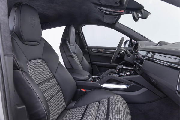 Porsche Cayenne Coupé 4.0 Turbo S E-Hybrid Keramisch Akrapovic PPF Innodrive Lightweight Pack
