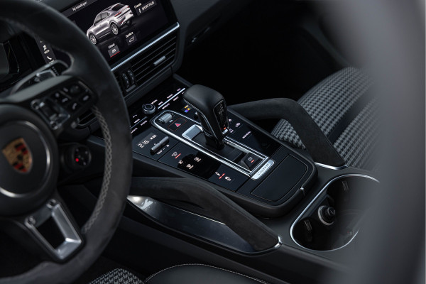 Porsche Cayenne Coupé 4.0 Turbo S E-Hybrid Keramisch Akrapovic PPF Innodrive Lightweight Pack