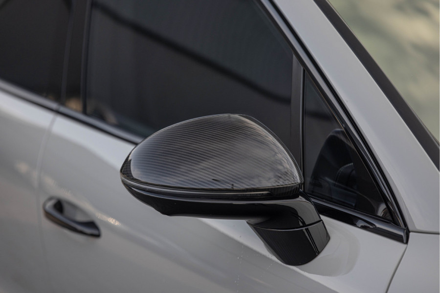 Porsche Cayenne Coupé 4.0 Turbo S E-Hybrid Keramisch Akrapovic PPF Innodrive Lightweight Pack