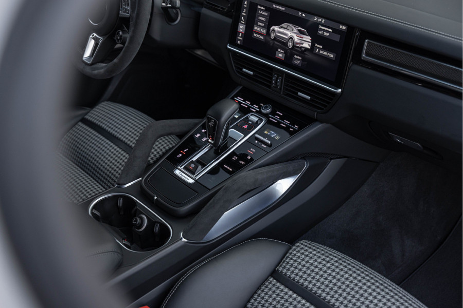 Porsche Cayenne Coupé 4.0 Turbo S E-Hybrid Keramisch Akrapovic PPF Innodrive Lightweight Pack