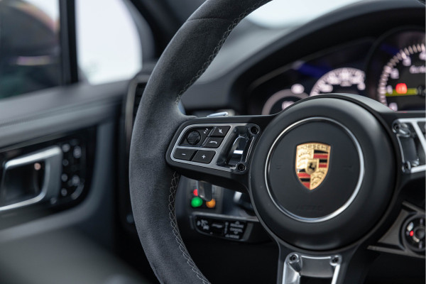 Porsche Cayenne Coupé 4.0 Turbo S E-Hybrid Keramisch Akrapovic PPF Innodrive Lightweight Pack