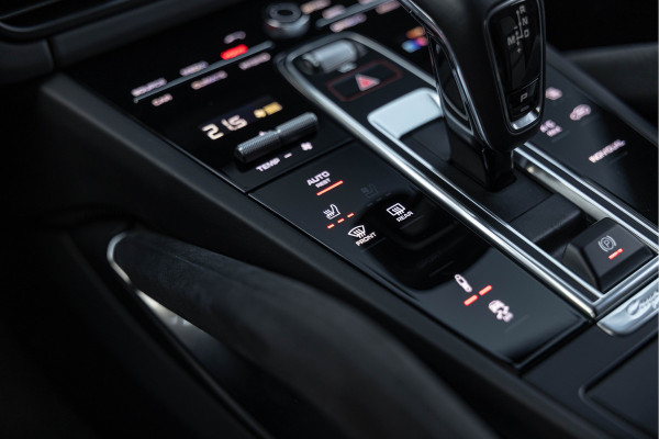 Porsche Cayenne Coupé 4.0 Turbo S E-Hybrid Keramisch Akrapovic PPF Innodrive Lightweight Pack