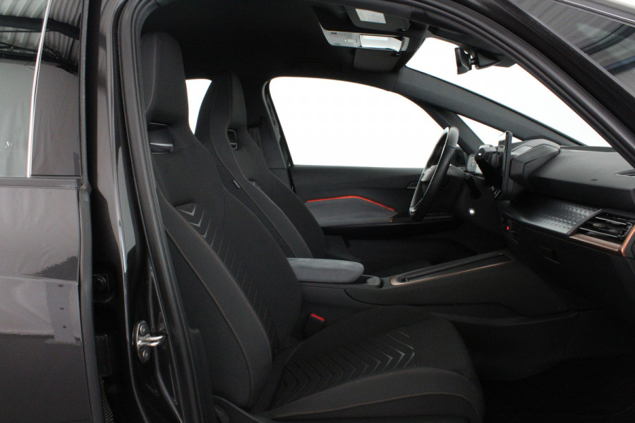 CUPRA Born Business Plus 62 kWh > 360°camera/Stoel en stuur verwarming/Quasar Gray/Keyless... | 3742 |