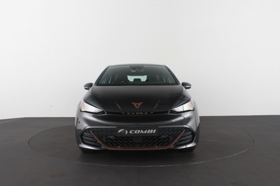 CUPRA Born Business Plus 62 kWh > 360°camera/Stoel en stuur verwarming/Quasar Gray/Keyless... | 3742 |