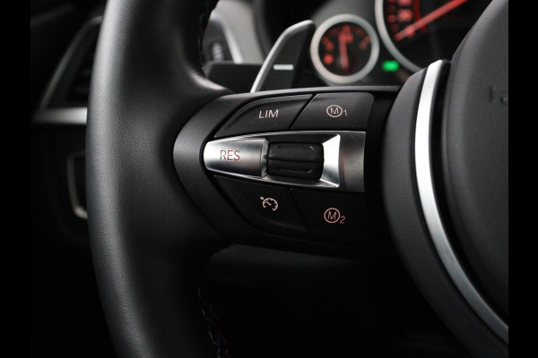 BMW 4 Serie Coupé 418i M Sport | Schuifdak | Leder | Stoelverwarming | 20'' | Sportstoelen | Full LED | Navigatie | Parkeerhulp | Climate control | Cruise control | 74.200km NAP