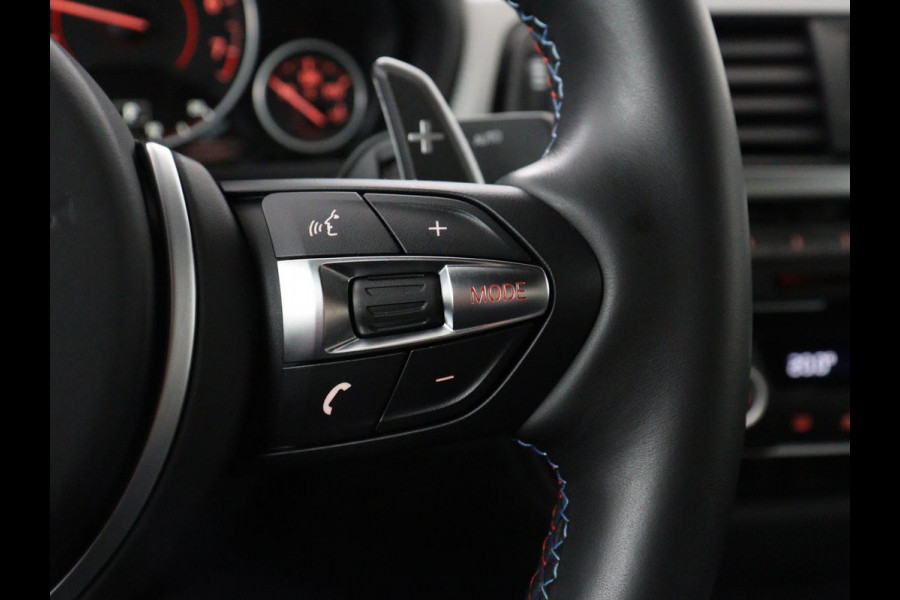 BMW 4 Serie Coupé 418i M Sport | Schuifdak | Leder | Stoelverwarming | 20'' | Sportstoelen | Full LED | Navigatie | Parkeerhulp | Climate control | Cruise control | 74.200km NAP