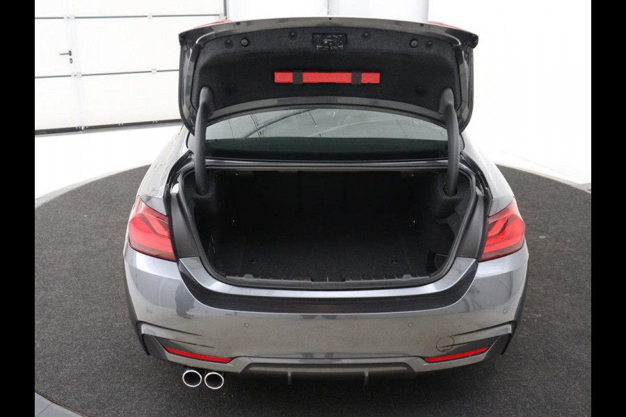 BMW 4 Serie Coupé 418i M Sport | Schuifdak | Leder | Stoelverwarming | 20'' | Sportstoelen | Full LED | Navigatie | Parkeerhulp | Climate control | Cruise control | 74.200km NAP